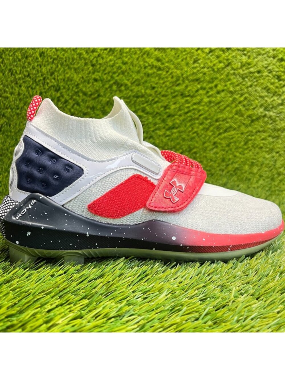 Under Armour Harper 8 Low‎ USA ST Mens Size 7 White Red Running Baseball Cleats